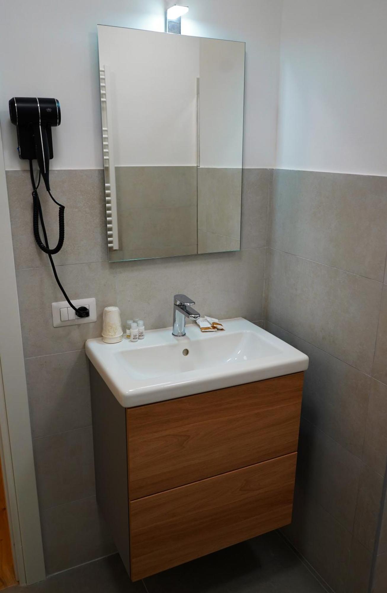 Santo Apartment In Trastevere Рим Екстериор снимка