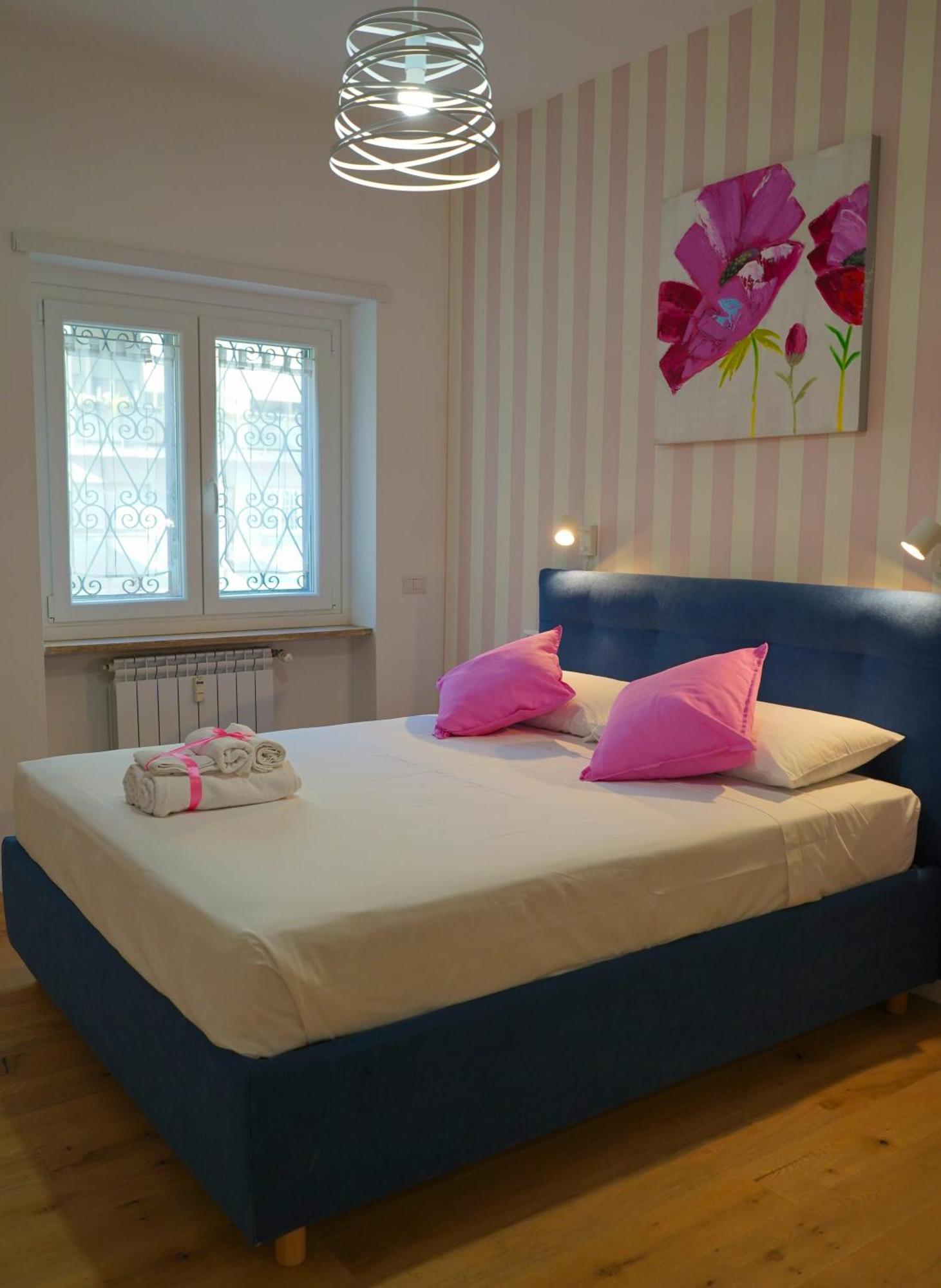 Santo Apartment In Trastevere Рим Екстериор снимка