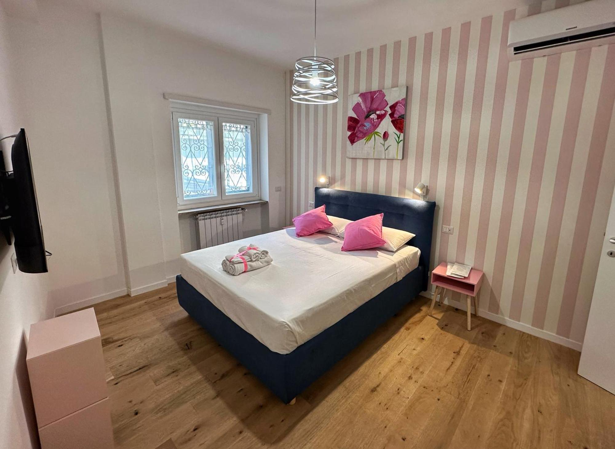 Santo Apartment In Trastevere Рим Екстериор снимка