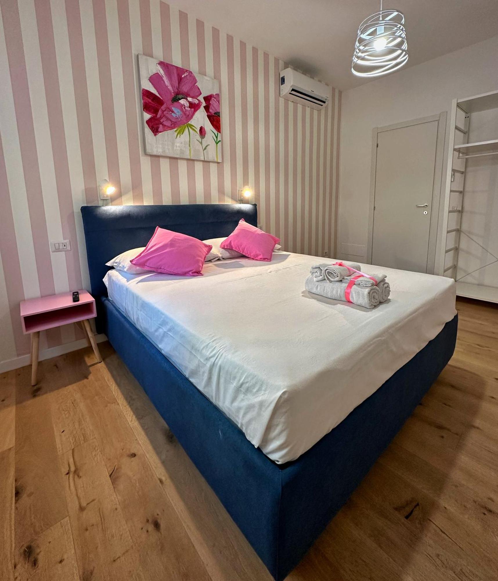 Santo Apartment In Trastevere Рим Екстериор снимка